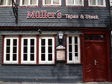 Müller's Tapas & Steak